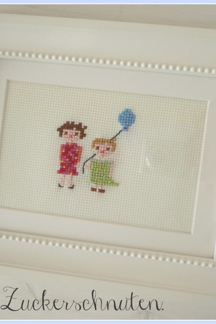 Drückst Du mit mir nochmal die Schulbank? (+ Gewinner!!!)